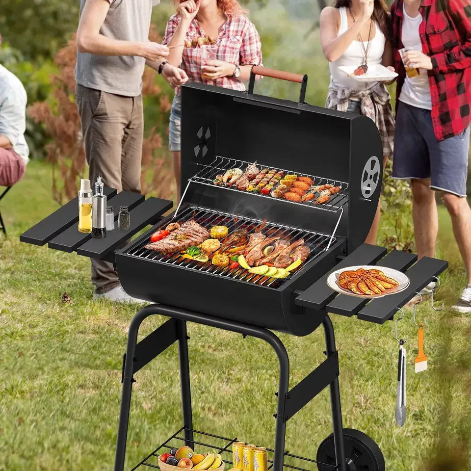 Outdoor-Holzkohlegrill mit hitzebeständigem Material und langlebigem Design
