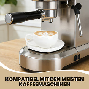 6-teiliges Keramik Espressotassen Set mit Untertassen (120ml), gewelltes Design, Weiß/Creme, mikrowellen- & spülmaschinenfest